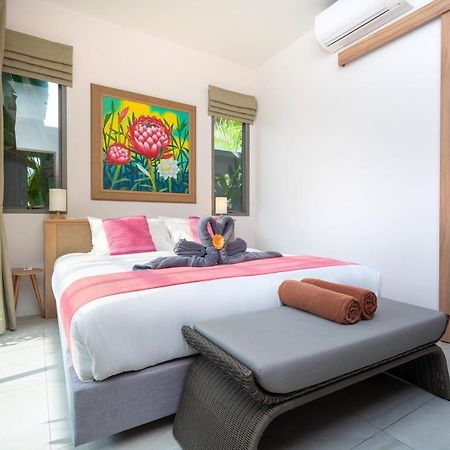 Dalaa 9 Villa Bãi biển Kamala Ngoại thất bức ảnh